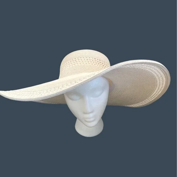 Nine West | Accessories | Nine West Soft White Widebrim  display picture 3